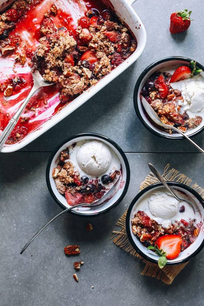 Grain-Free Berry Crisp