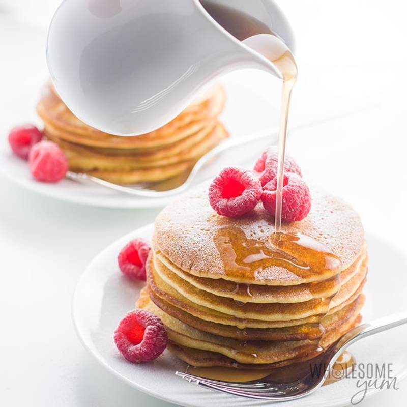 Easy Keto Almond Flour Pancakes Recipe