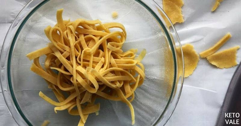 Easy Keto Fettuccine Alfredo