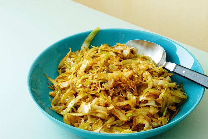 Thai curry cabbage