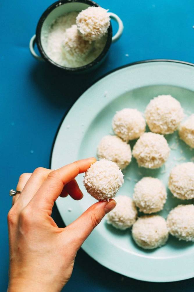 5-Ingredient White Chocolate Truffles