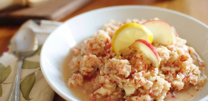 Apple-Lemon Breakfast Bowl