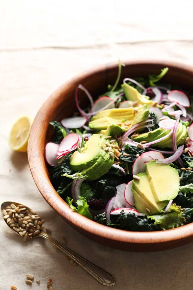 5-Minute Detox Salad with No-Mix Dressing