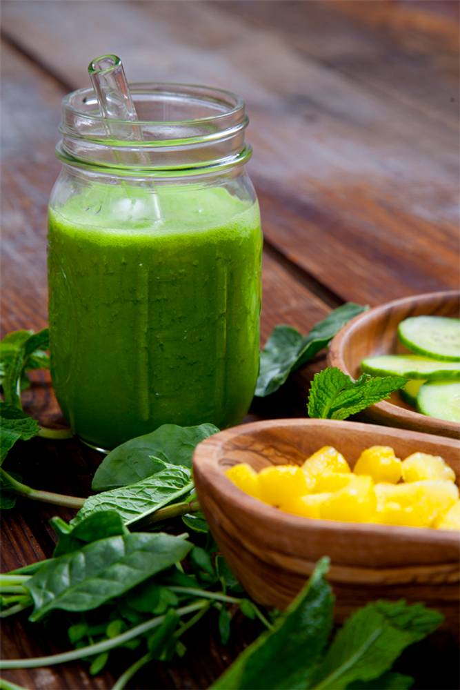 Dehydration-Busting Pineapple Cucumber Mint Smoothie
