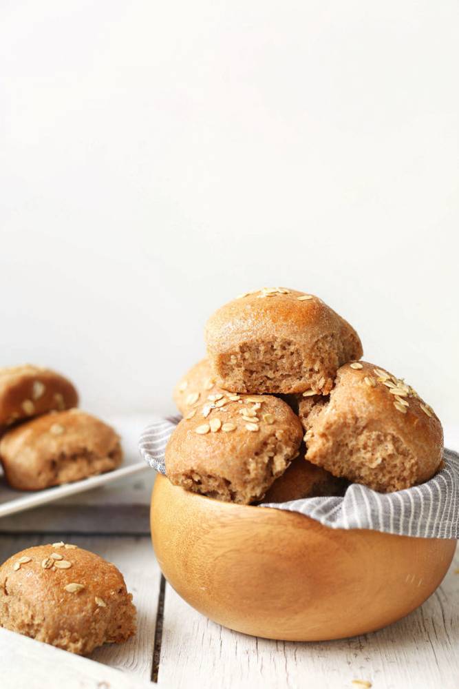 Fluffy Vegan Spelt Rolls