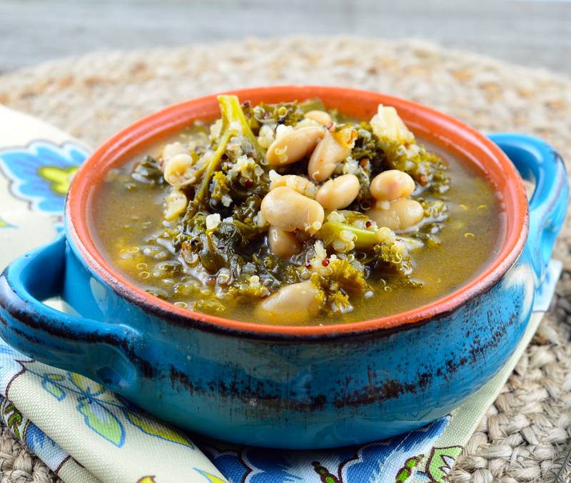 Kale & Cannellini Bean Soup