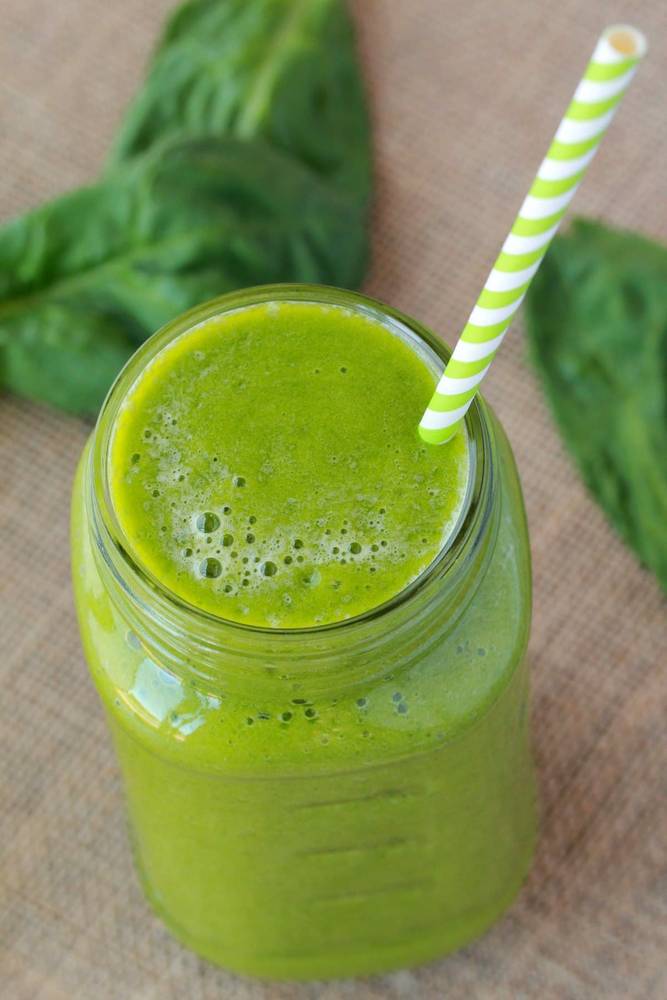 Pineapple and Mango Green Smoothie
