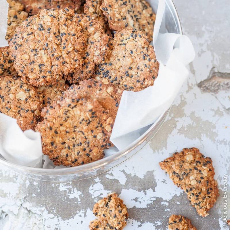 Black Sesame and Oat Tahini Cookies