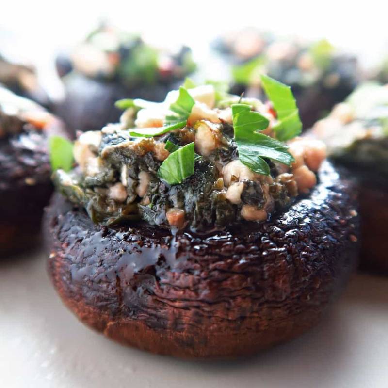 Low Carb Spinach Stuffed Mushrooms Recipe with Feta Cheese and Garlic