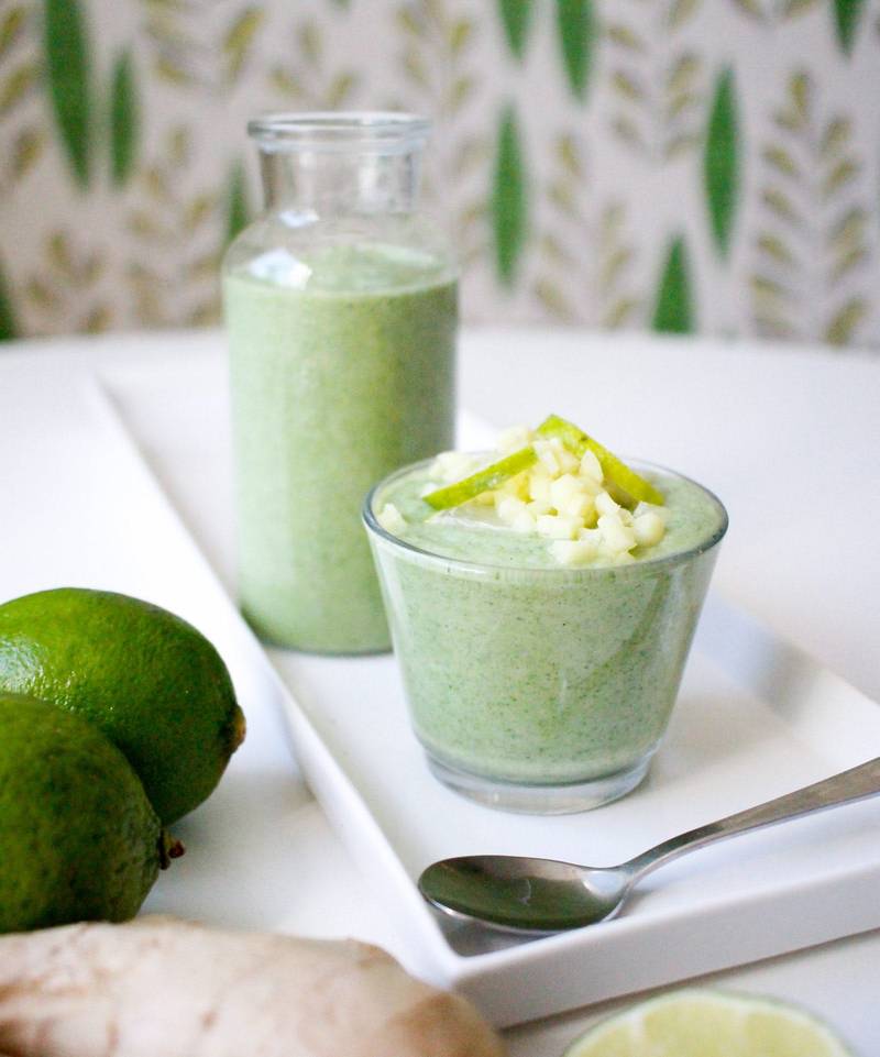 Low-carb ginger smoothie