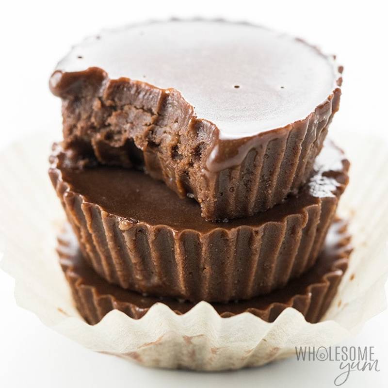 Keto Fat Bomb Recipe: Easy Chocolate Fat Bombs with Coconut Oil