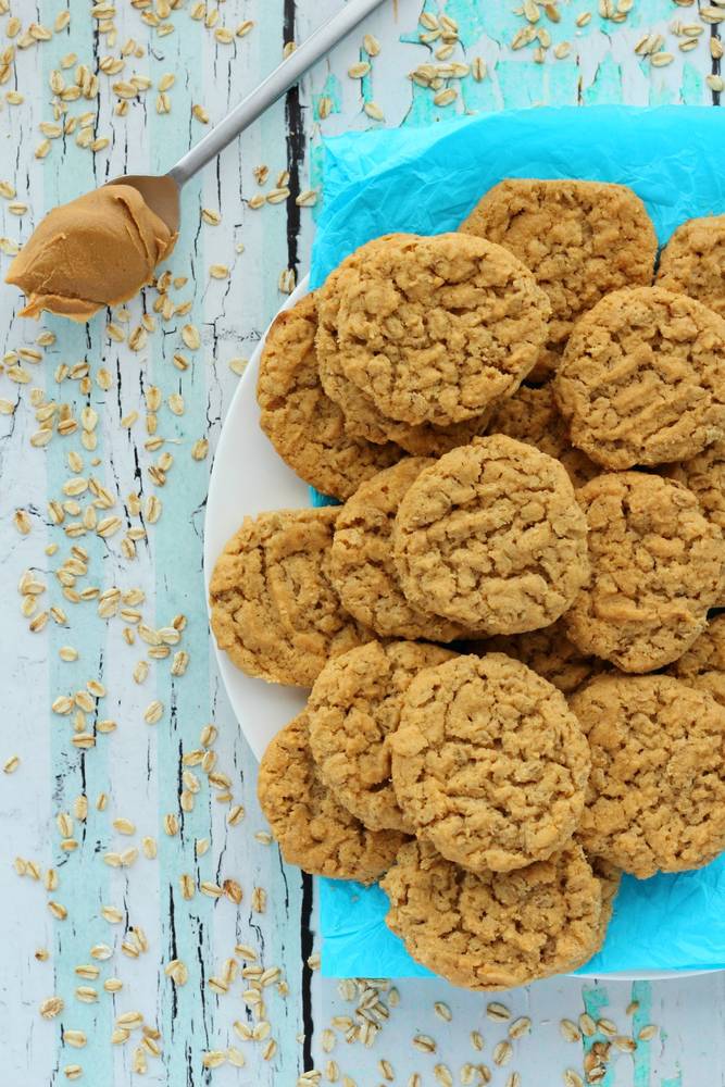 Vegan Peanut Butter Oatmeal Cookies