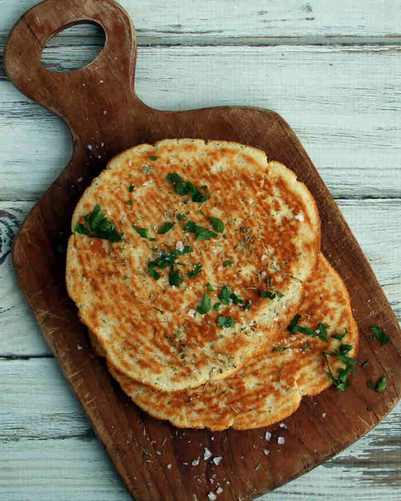 Keto Flatbread Recipe with Nutritional Yeast