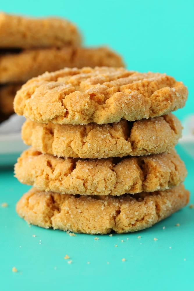 Crunchy Vegan Peanut Butter Cookies