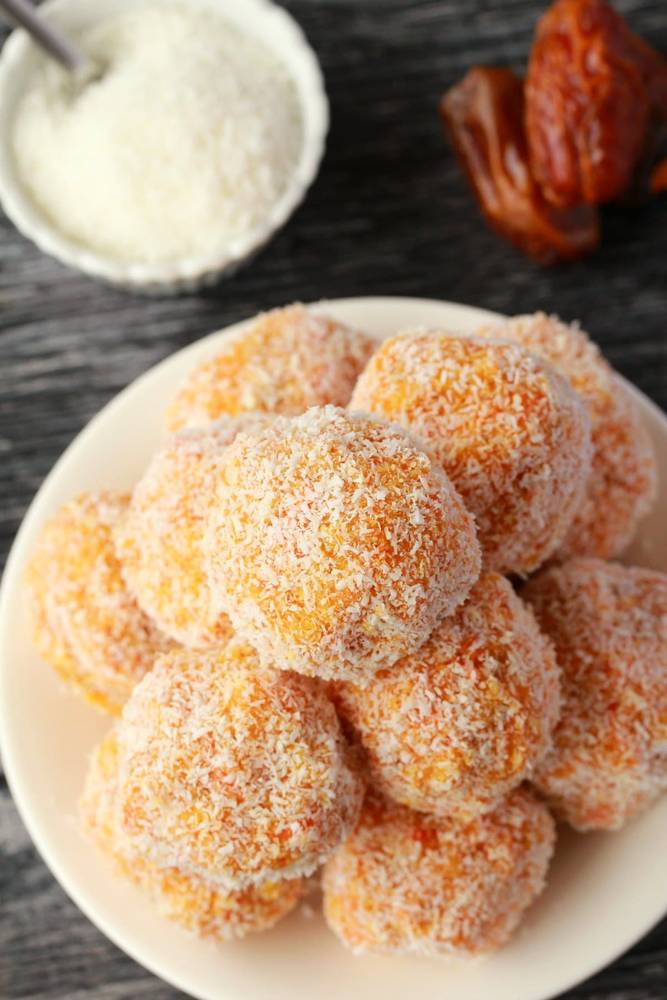 Vegan Carrot Cake Balls