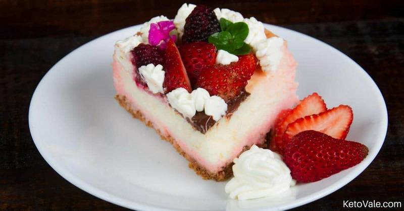 Keto Cheesecake with Almond Crust