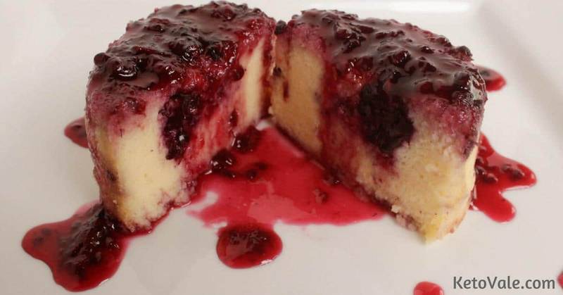 Mini Low Carb Cheesecakes with Blackberry