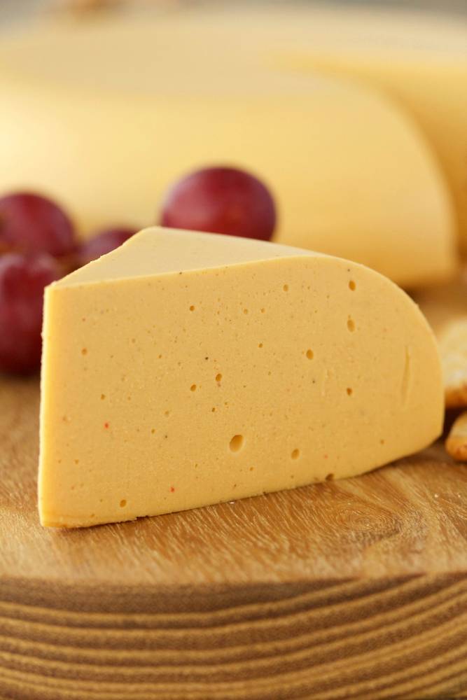 Hard Sliceable Cashew Cheese