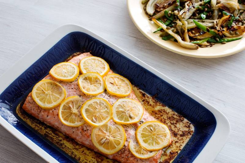 Keto baked salmon with lemon and butter