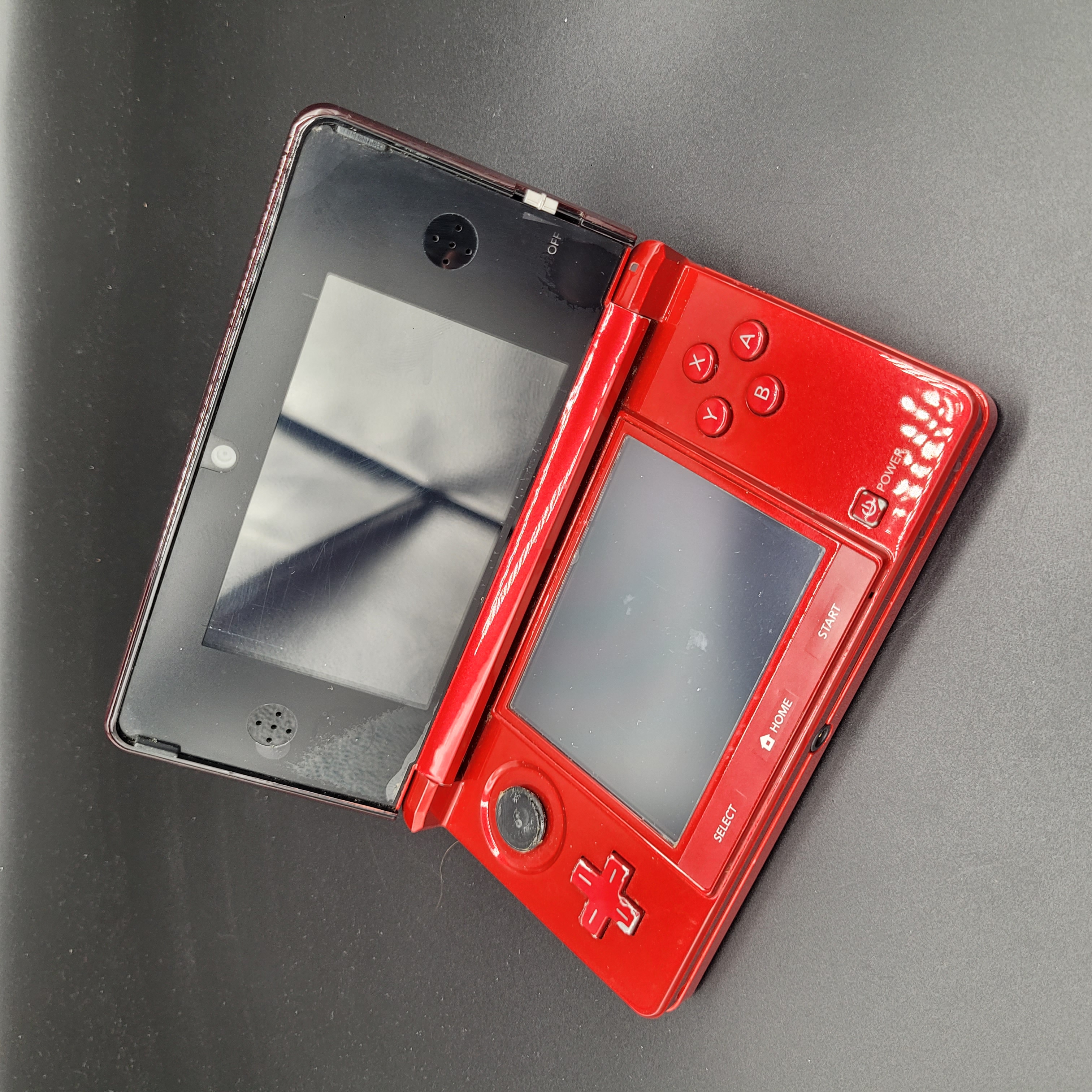 Official Nintendo 3DS Console w/Top Screen Issues [For Parts/Repair]
