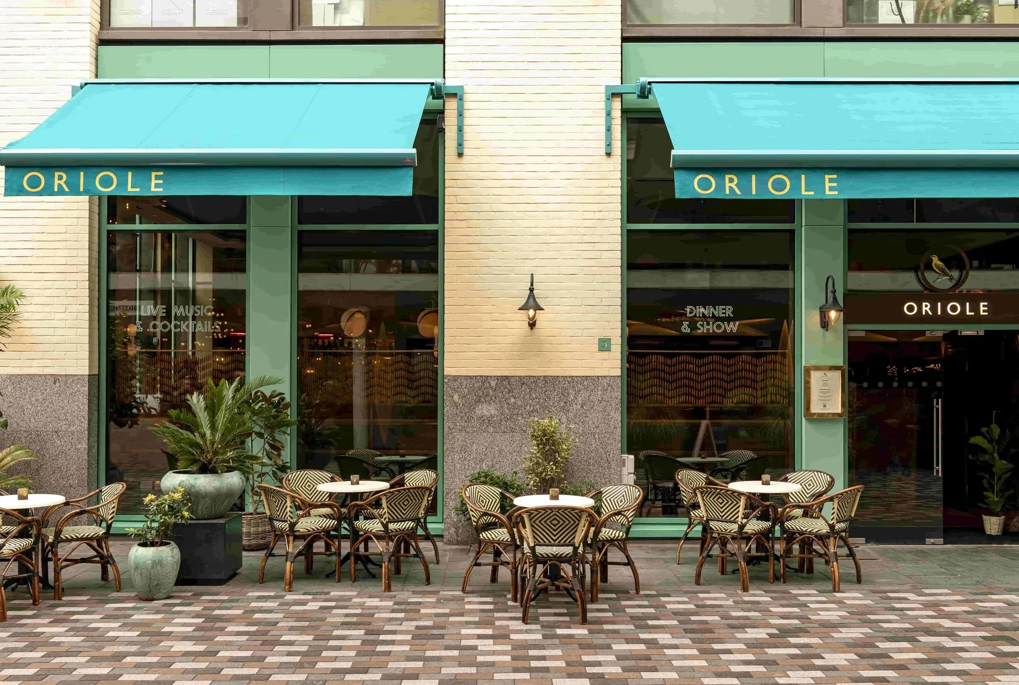 Oriole — student bar photo