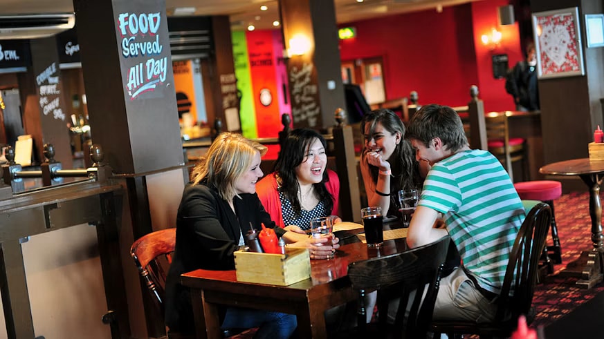 The Taf (Y Plas) — student bar photo