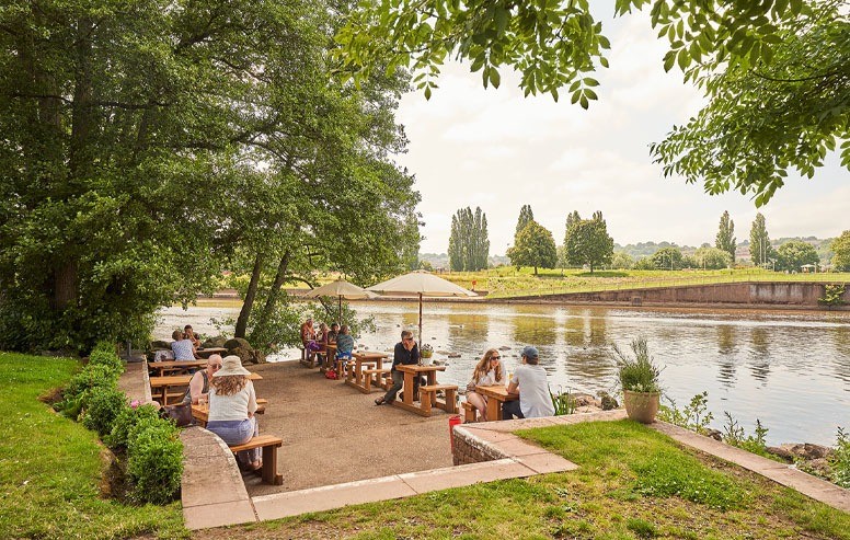 Mill on the Exe — student bar photo
