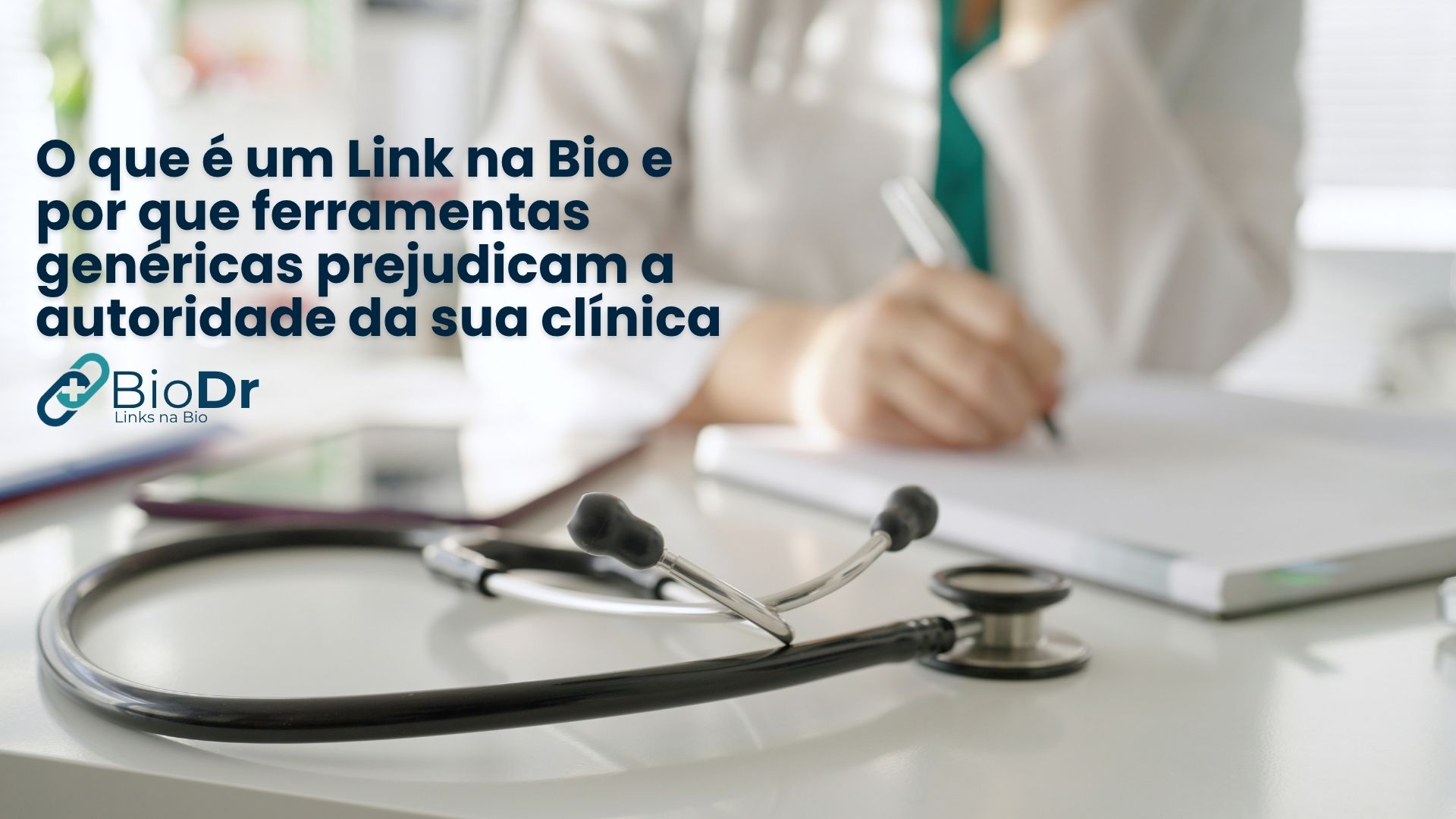 O que é um Link na Bio e por que ferramentas genéricas prejudicam a autoridade da sua clínica