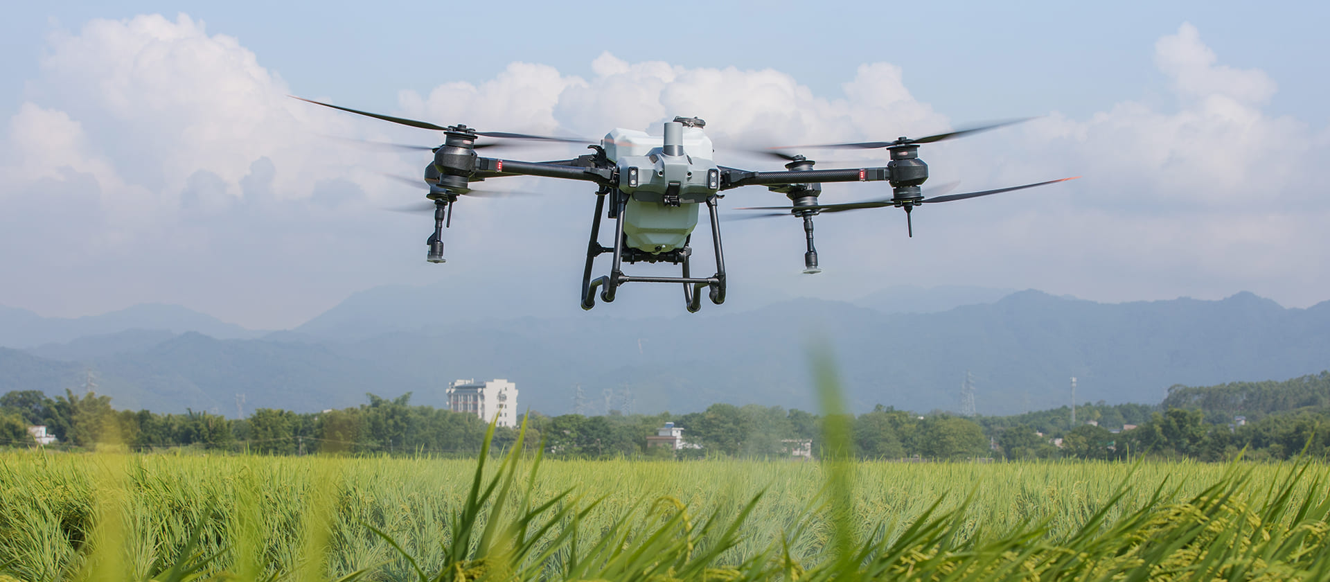 DRONE NÔNG NGHIỆP DJI AGRAS T40