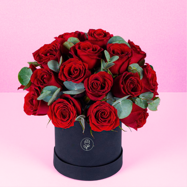 Caja de Rosas Rojas "Pasión Escarlata"