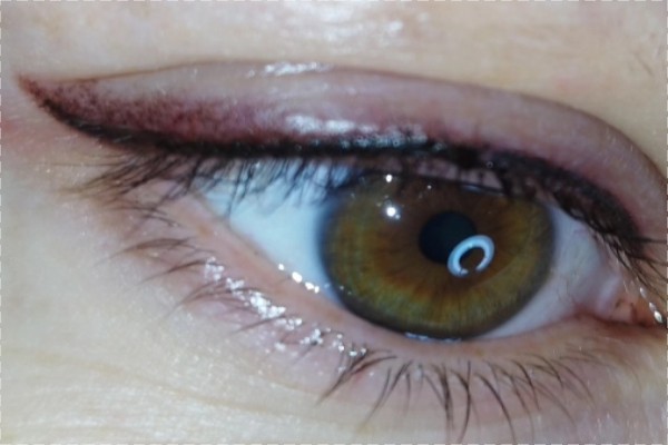 Kestopigmentointi: Eyeliner Ylös