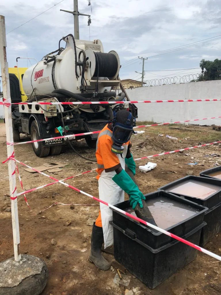 Industrial & Petroleum Tank Cleaning