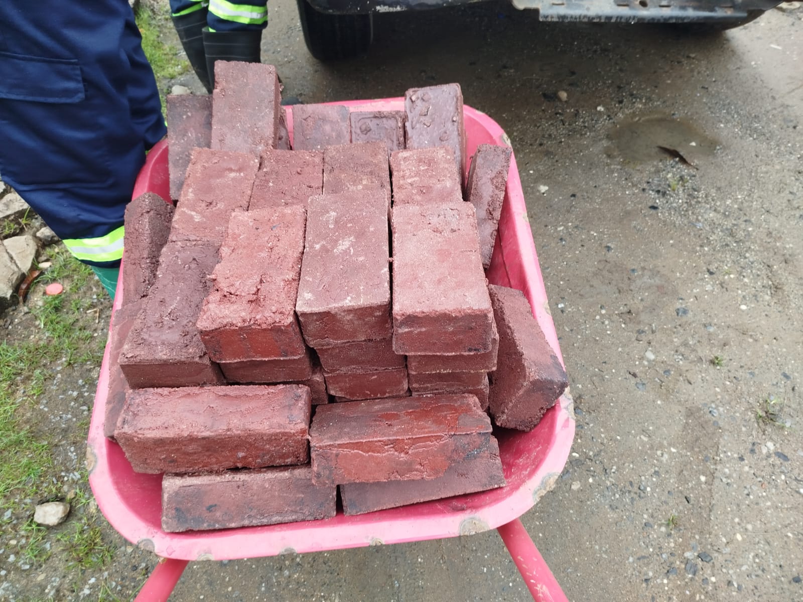 Plastic Recycling & Eco-Paving