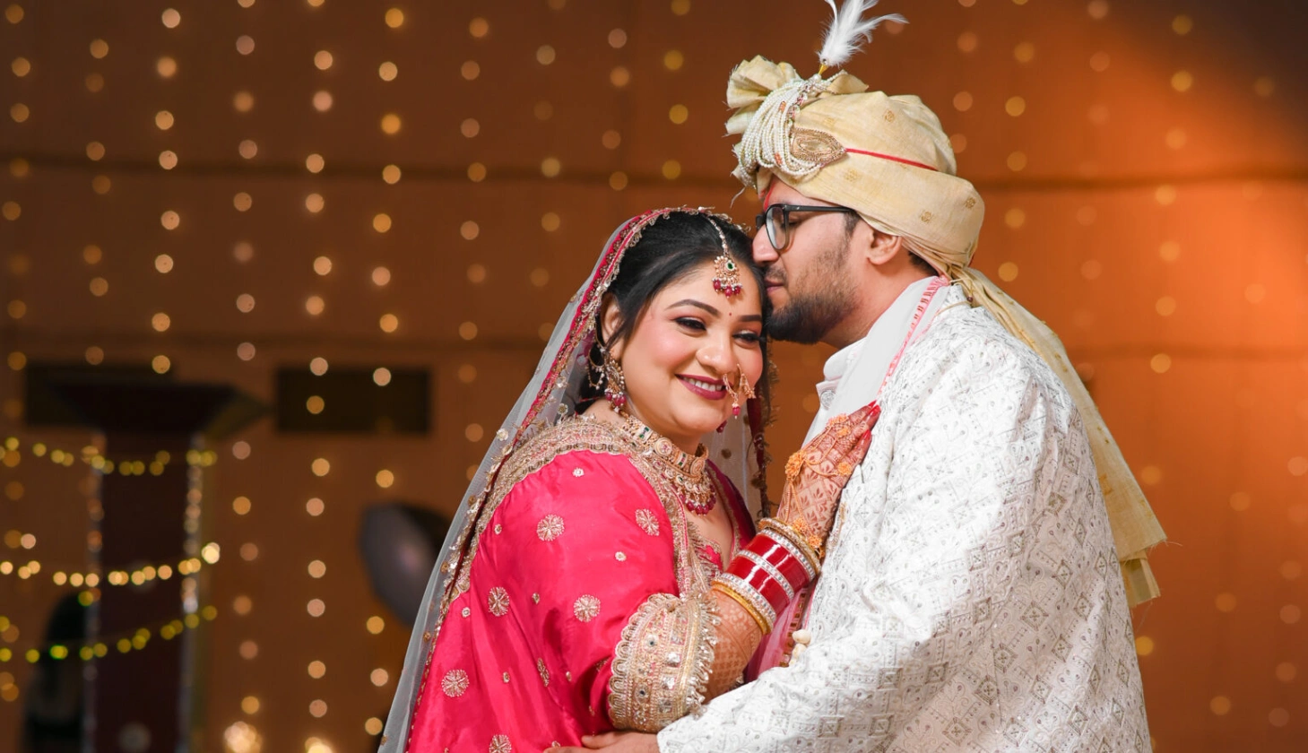 Portfolio image 10 for OMS Wedding Studio , a photographer in Muzaffarpur specializing in vintage, fine art, traditional, candid, artistic, drone, lifestyle, black and white, photojournalistic.