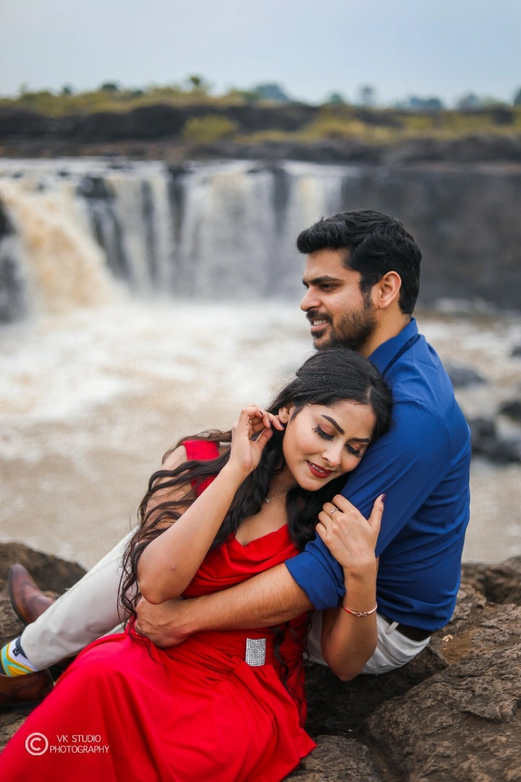 Portfolio image 5 for VK Studio, a photographer in Jabalpur specializing in traditional, fine art, vintage, candid, artistic, drone, photojournalistic, black and white, lifestyle.