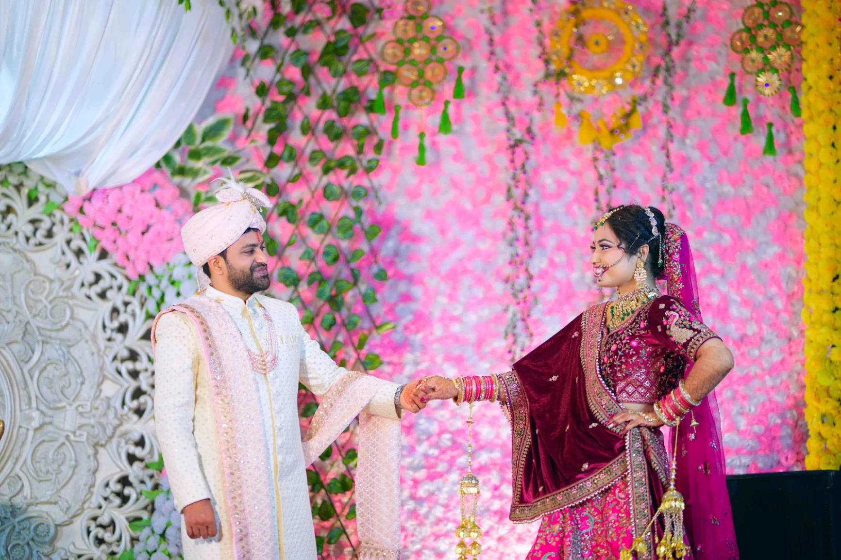 Indian wedding photography by Jeevansathi Studio in Muzaffarpur,   Prema comlex ,Bhagwanpur