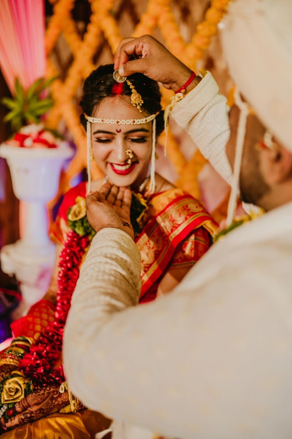 Portfolio image 4 for MH12Weddings, a photographer in Pune specializing in candid, artistic, drone, photojournalistic, black and white, lifestyle, traditional, fine art, vintage.