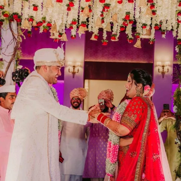 Portfolio image 6 for MH12Weddings, a photographer in Pune specializing in candid, artistic, drone, photojournalistic, black and white, lifestyle, traditional, fine art, vintage.