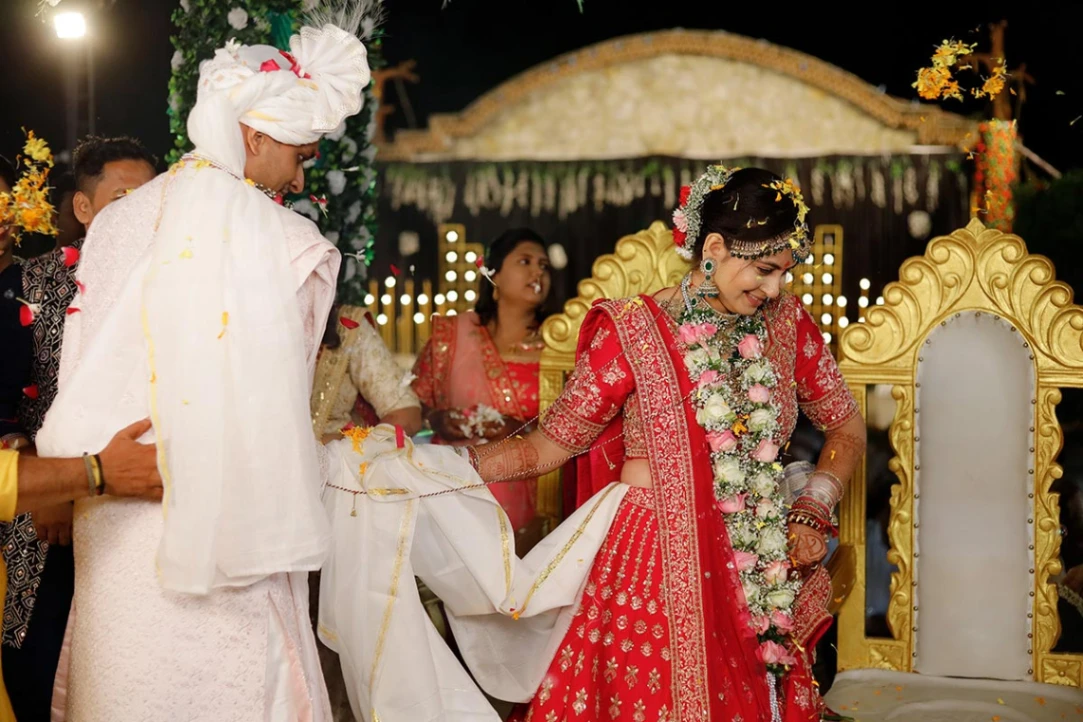 Portfolio image 11 for DivClick, a photographer in Vadodara specializing in traditional, fine art, vintage, candid, drone, artistic, photojournalistic, black and white, lifestyle.