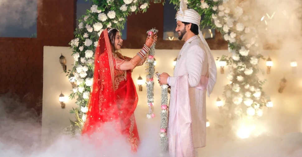 Indian wedding photography by Wedding Shoot Photographers in Gurugram, Office – Shop no. 14, Palam Vihar Rd, Block C 2, Ashok   Vihar Phase II