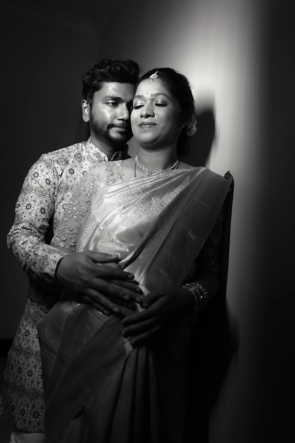 Portfolio image 5 for Wedding photographer Bangalore flims by Mahesh , a photographer in Bengaluru specializing in traditional, candid, black and white, drone.