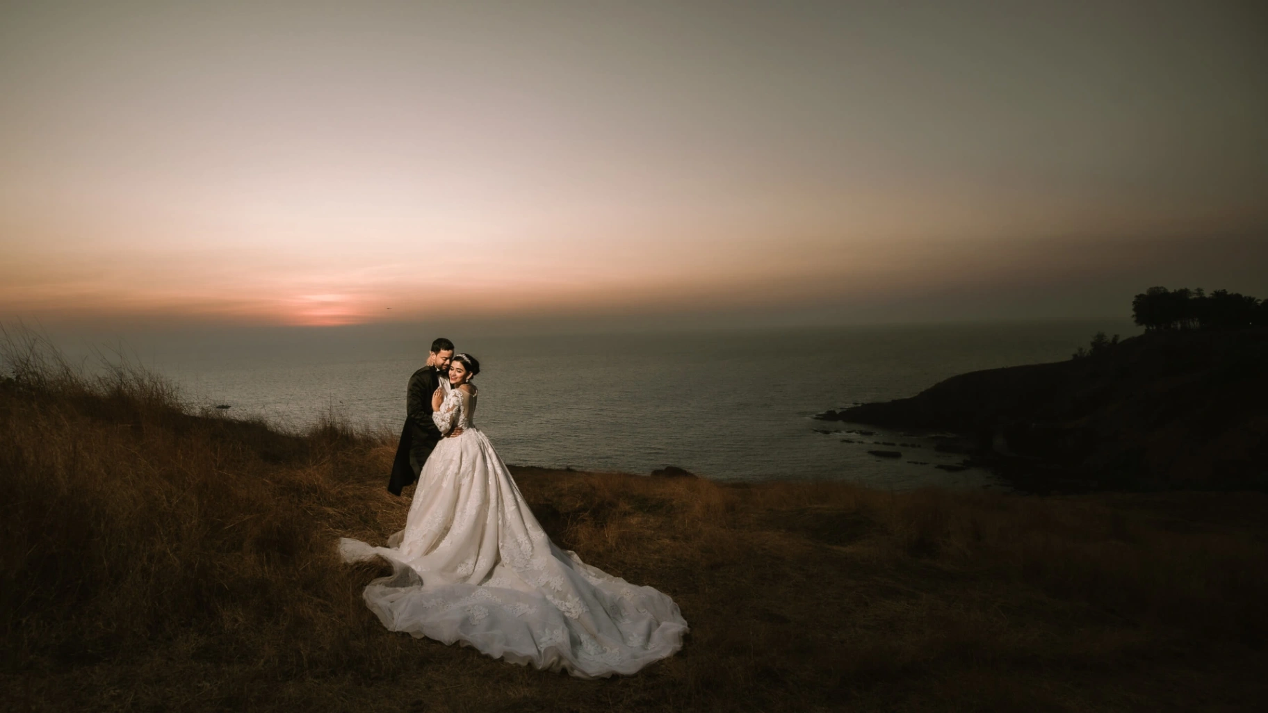 Indian wedding photography by StudioGrey in Panaji