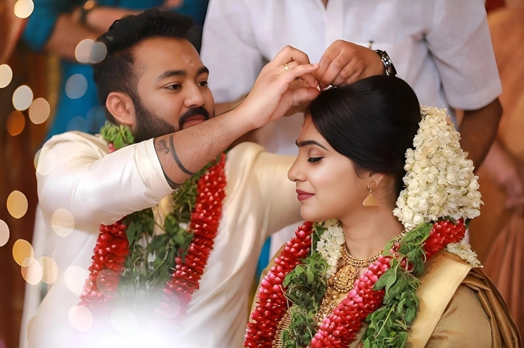 Indian wedding photography by Crystal Wedding Filmer in Coimbatore, R.S. Puram