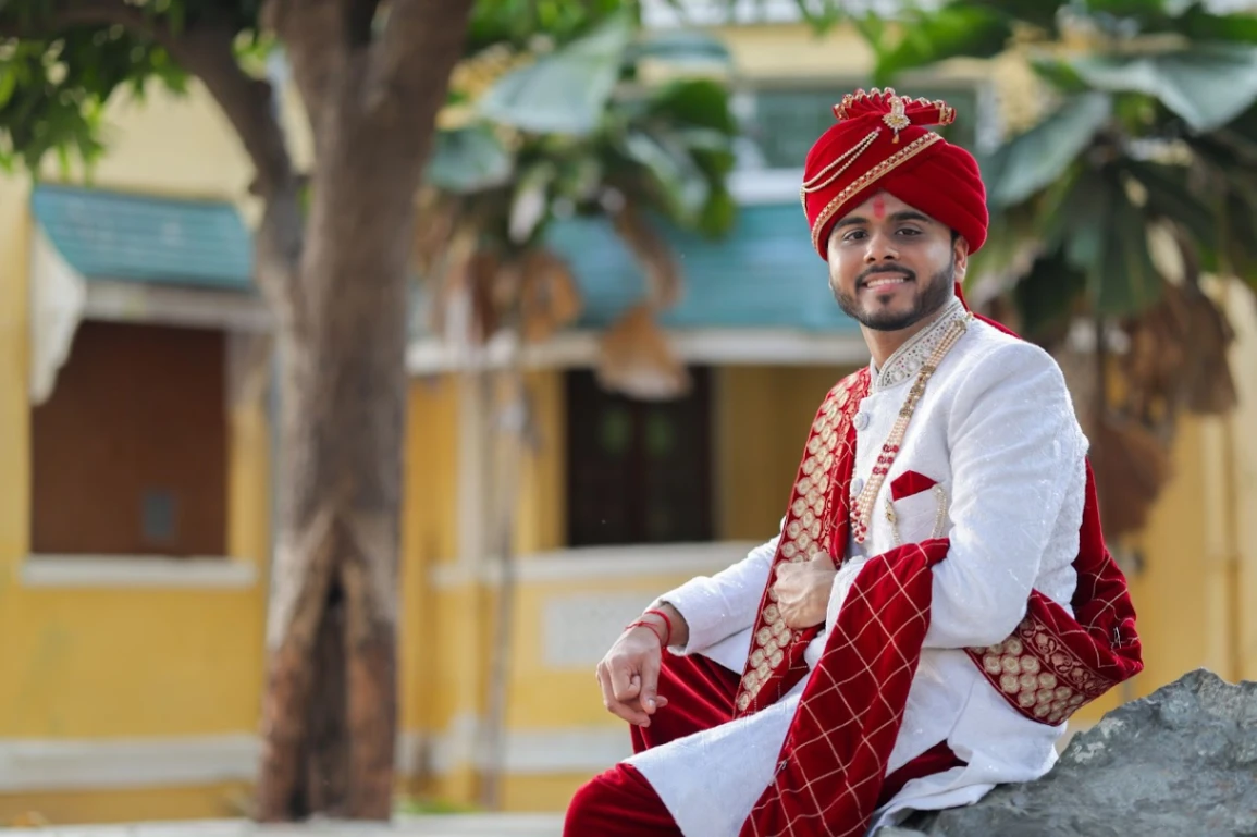 Portfolio image 2 for A-one Photography, a photographer in Vadodara specializing in fine art, vintage, traditional, candid, artistic, drone, lifestyle, photojournalistic, black and white.