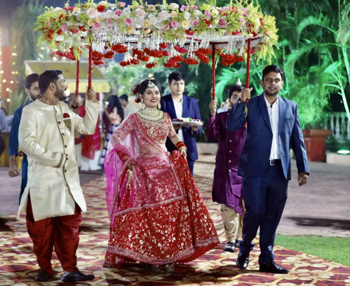 Portfolio image 4 for Komal Productions, a photographer in Vapi specializing in candid, artistic, drone, vintage, traditional, fine art, photojournalistic, black and white, lifestyle.