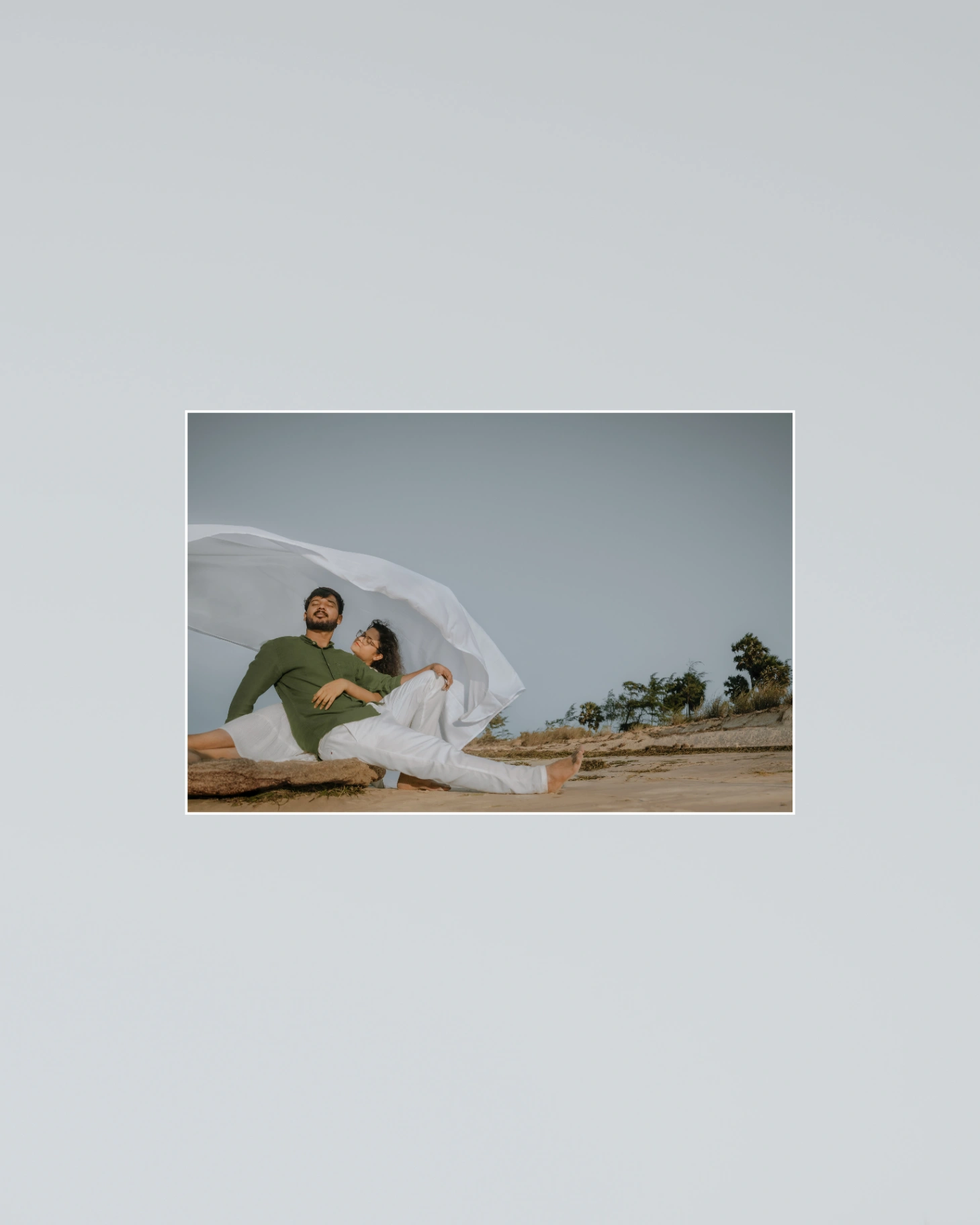 Portfolio photograph 1 by Neonweddings photography