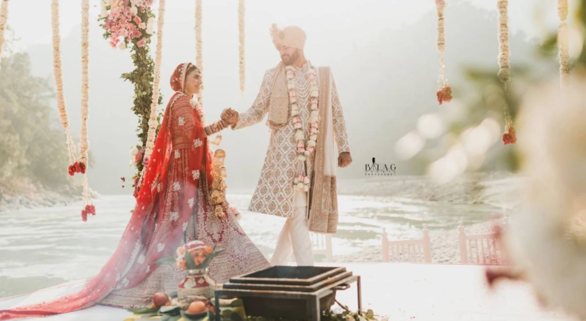 Indian wedding photography by Bala G Studio in Rishikesh