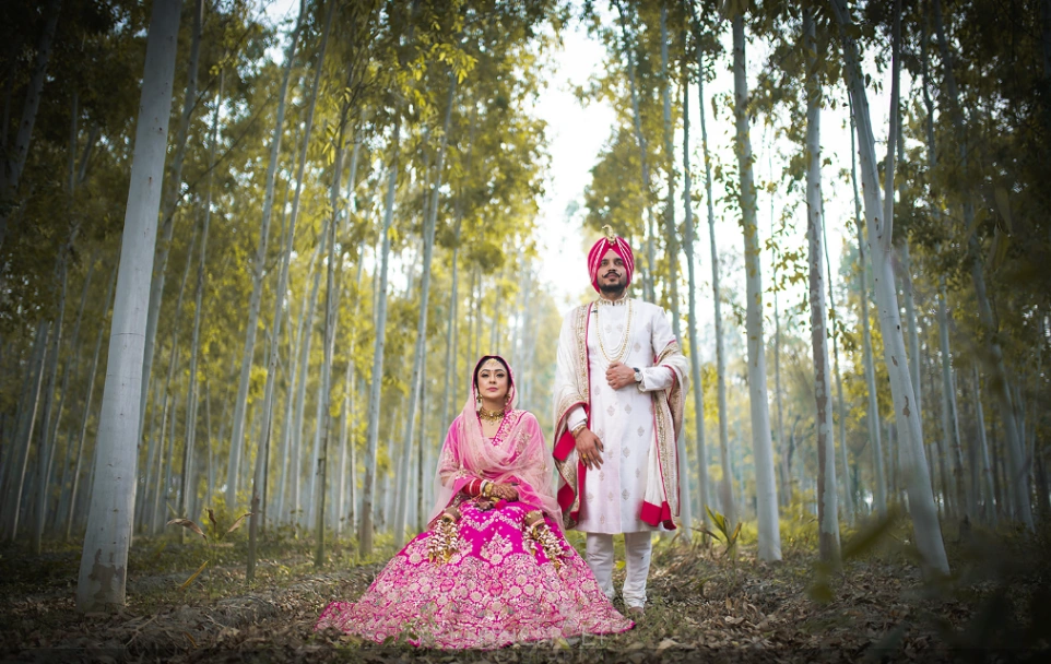 Indian wedding photography by Eminence Photography in Jalandhar, VPO Kukar Pind