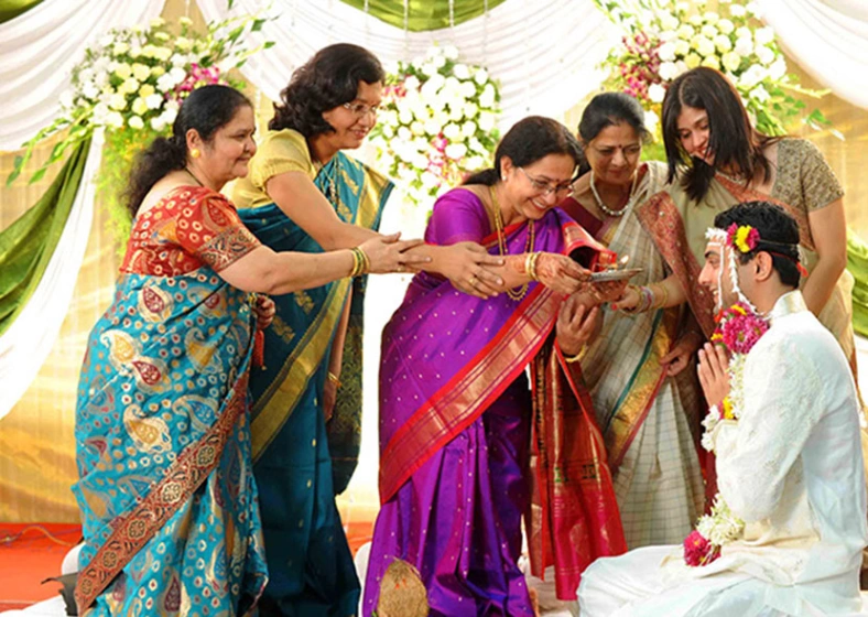 Portfolio image 7 for Mahesh Kelkar Photography, a photographer in Thane specializing in traditional, fine art, vintage, candid, artistic, drone, photojournalistic, black and white, lifestyle.