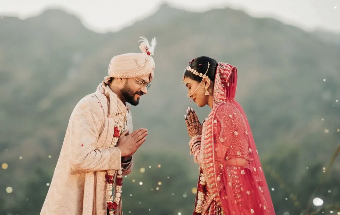 Indian wedding photography by  The timeless hue studio in Ahmedabad